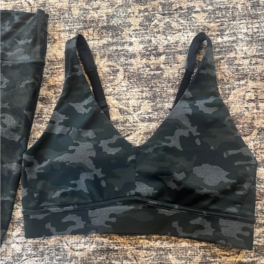Fabletics Black Camo Sports Bra and Leggings Set - Picture 5 of 6